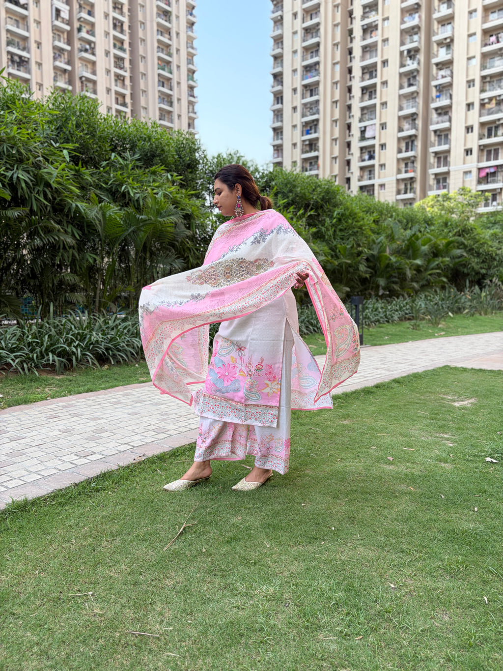 Blush Floral Ombre Suit Set with Intricate Neck Embroidery