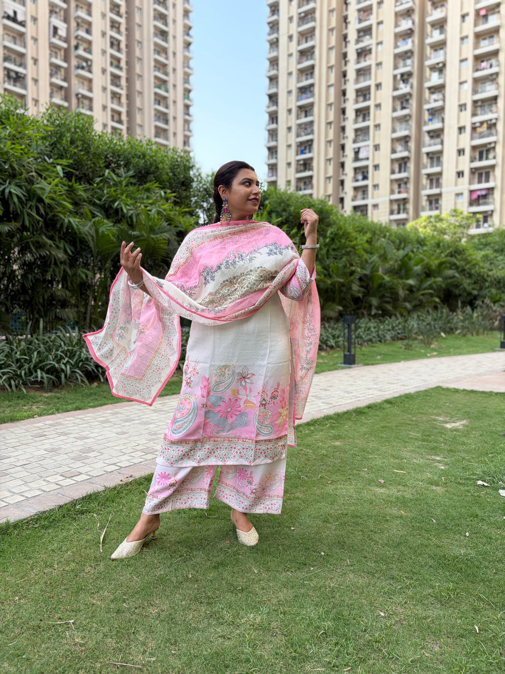 Blush Floral Ombre Suit Set with Intricate Neck Embroidery