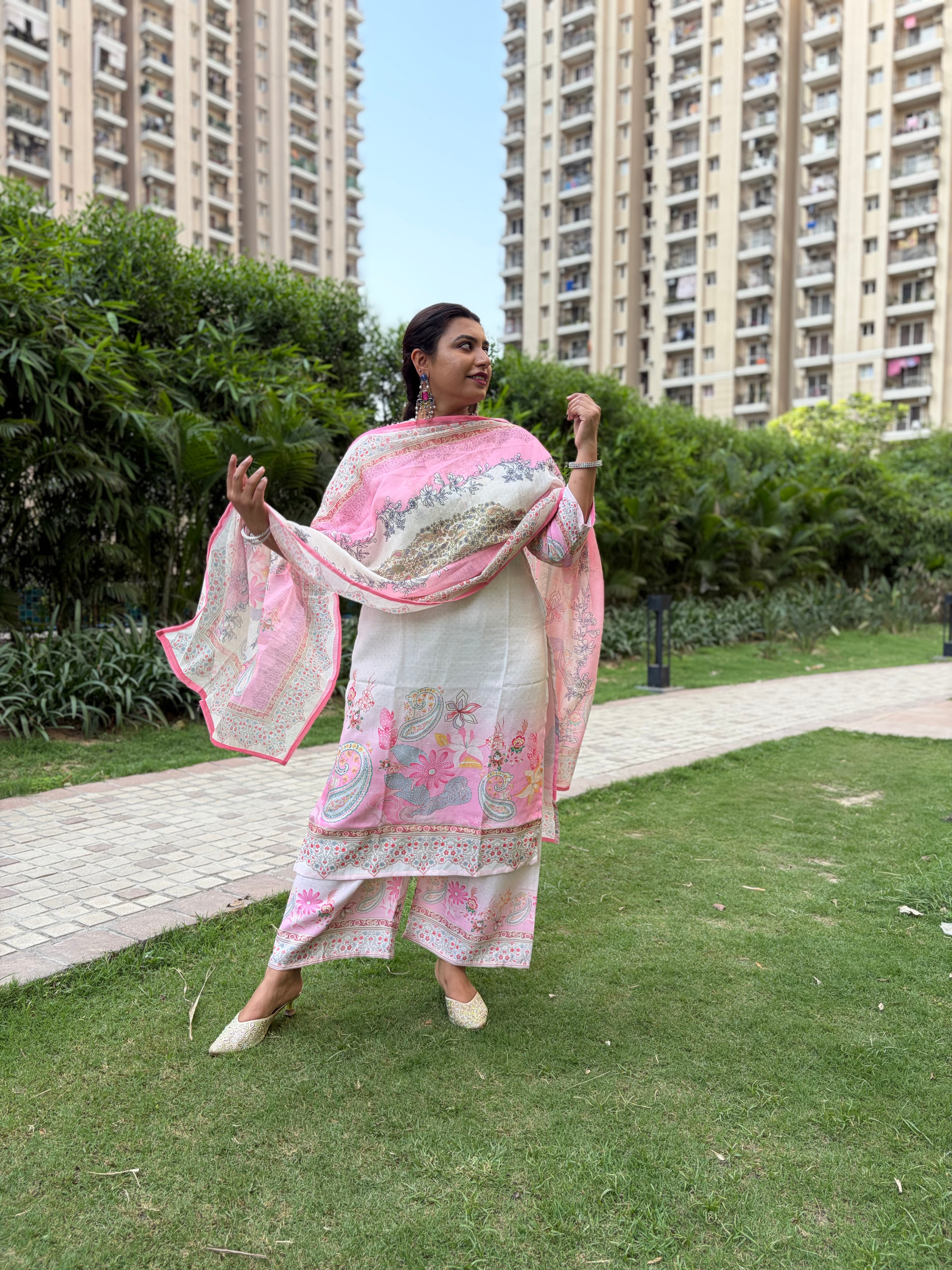 Blush Floral Ombre Suit Set with Intricate Neck Embroidery